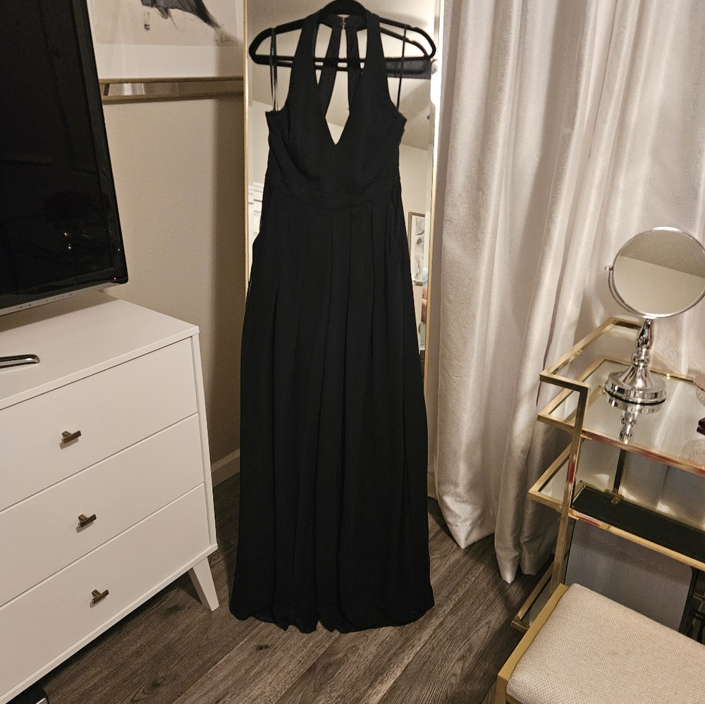 Elegant Black Jumpsuit - Picture 4 of 5